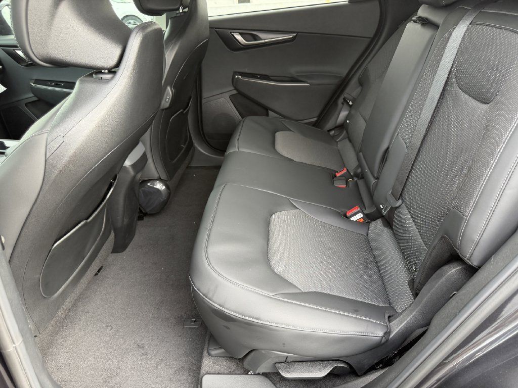 New 2026 Kia EV6 Light RWD image 18