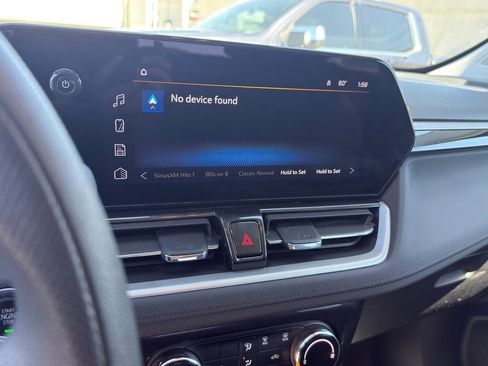 Used 2025 Chevrolet TrailBlazer LT image 16