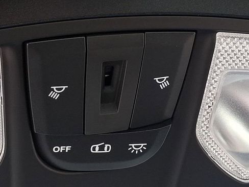 Used 2024 RAM 2500 Tradesman w/ Chrome Appearance Group image 26