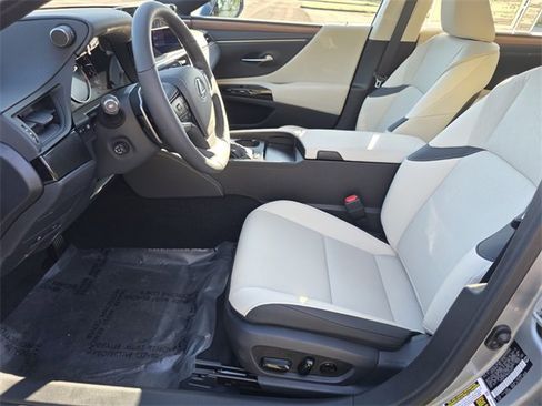 New 2025 Lexus ES 350 w/ Premium Package image 22