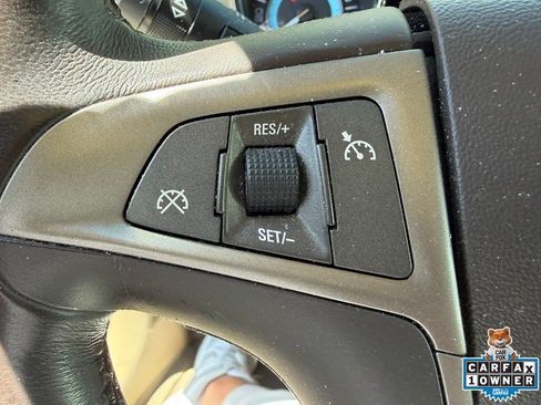Used 2013 Buick LaCrosse Leather w/ Driver Confidence Package FWD image 11