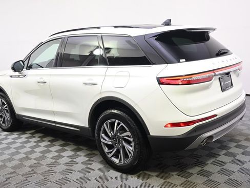 New 2026 Lincoln Corsair Premiere AWD/4WD image 3