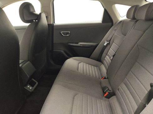Used 2025 Kia K4 EX FWD image 18