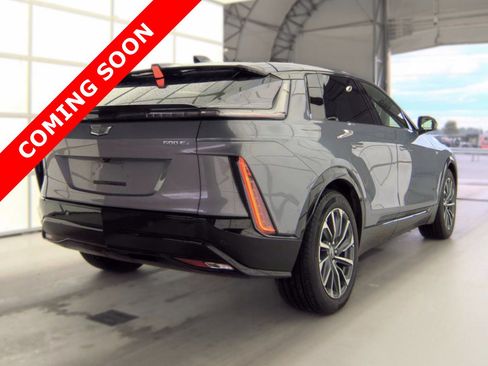 Used 2024 Cadillac Lyriq Sport AWD/4WD image 4