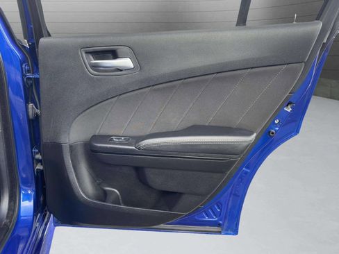 Used 2022 Dodge Charger R/T w/ Driver Convenience Group image 27