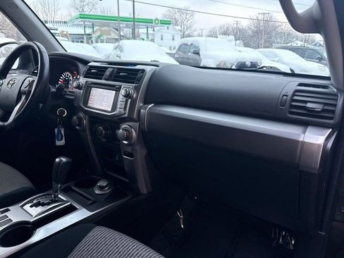 Used 2016 Toyota 4Runner SR5 image 16