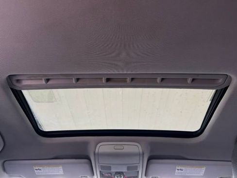 Used 2019 Volkswagen Passat Wolfsburg Edition image 10