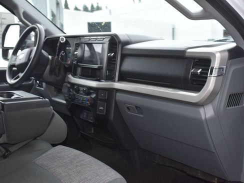 Used 2023 Ford F350 XLT w/ FX4 Off-Road Package image 10