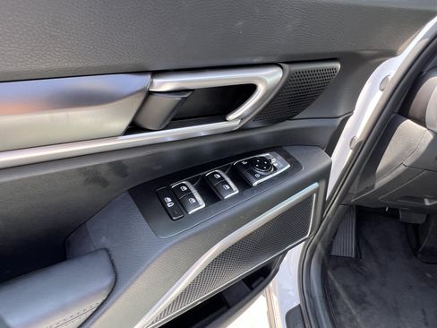 Used 2025 Kia Telluride S FWD image 27