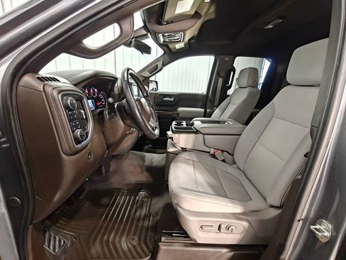Used 2022 Chevrolet Silverado 1500 LT w/ Safety Package II AWD/4WD image 28