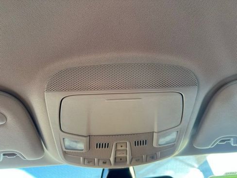 Used 2016 Ford Fusion Titanium image 27