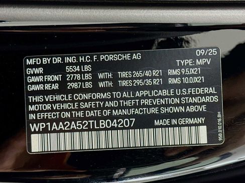 New 2026 Porsche Macan Turbo image 34