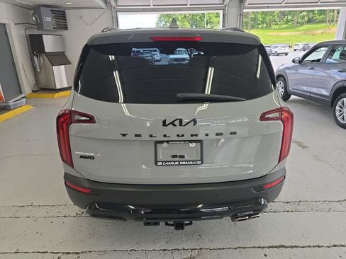 Used 2022 Kia Telluride SX w/ SX Prestige Package AWD/4WD image 4