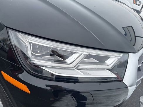 Used 2018 Audi Q5 Prestige w/ Prestige Package image 4