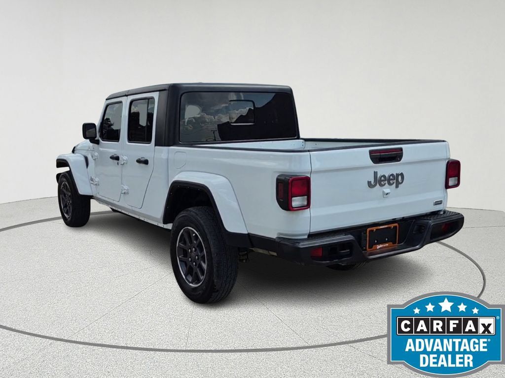 Used 2023 Jeep Gladiator Overland AWD/4WD image 10