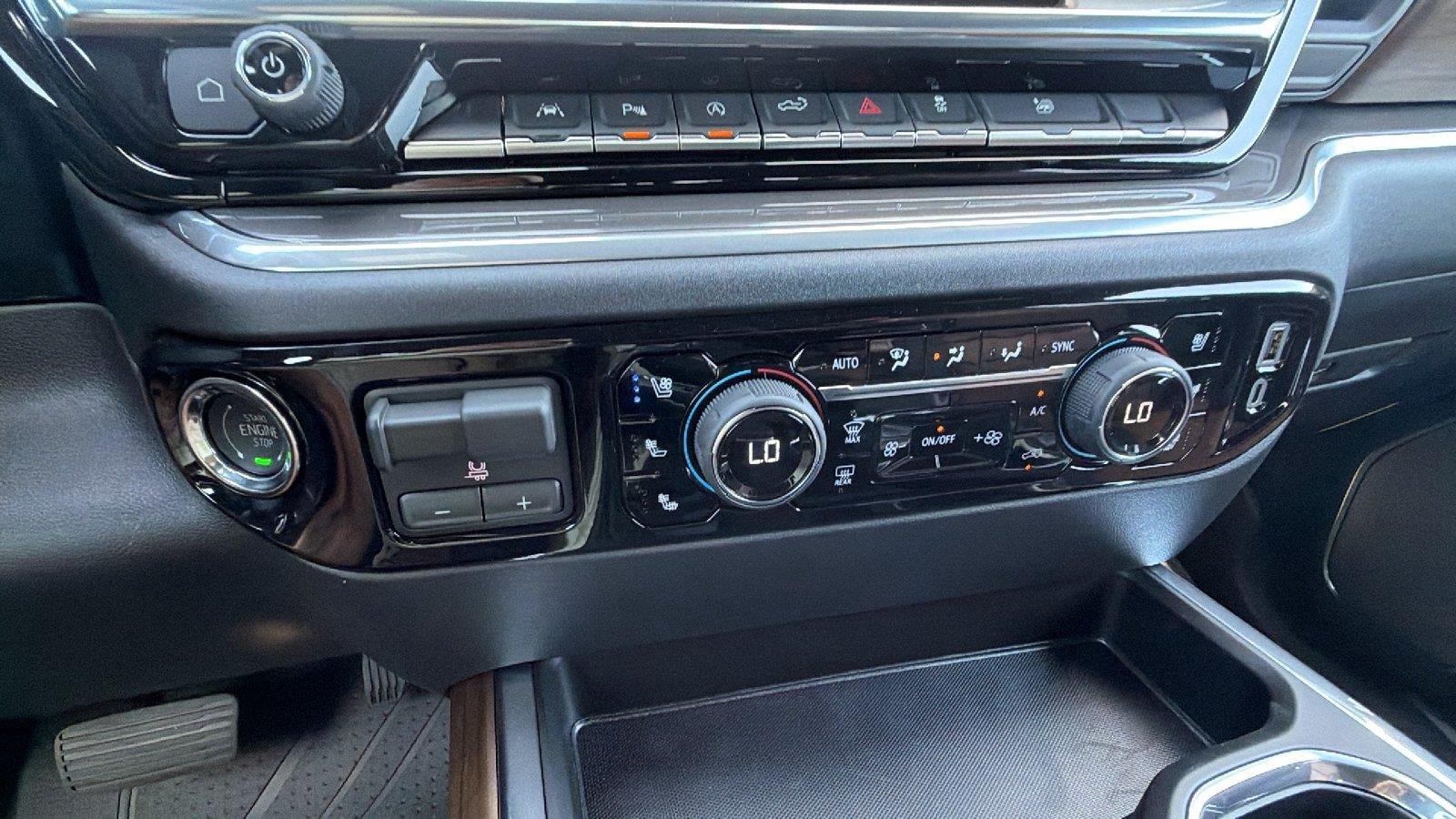 New 2026 Chevrolet Silverado 1500 High Country w/ High Country Premium Package AWD/4WD image 30