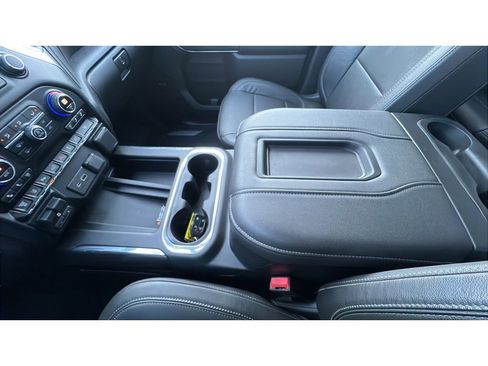 Used 2020 Chevrolet Silverado 2500 LTZ w/ LTZ Premium Package image 20