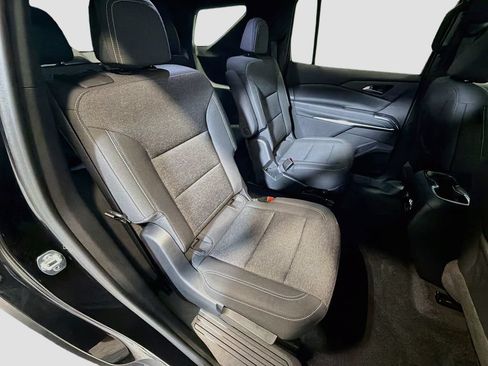 Used 2024 Chevrolet Traverse LT AWD/4WD image 29