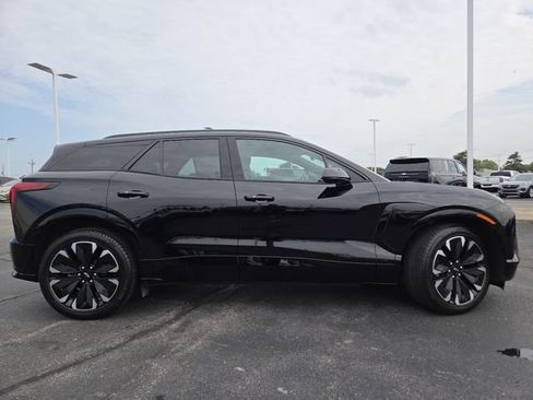 Used 2025 Chevrolet Blazer EV RS AWD/4WD image 17