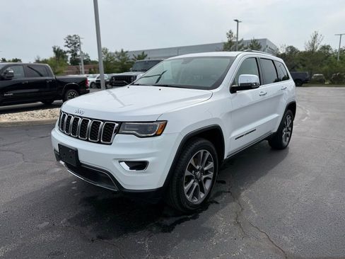 Used 2018 Jeep Grand Cherokee Limited w/ Luxury Group II AWD/4WD image 7
