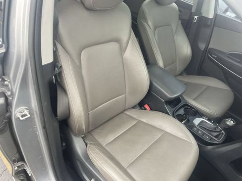 Used 2018 Hyundai Santa Fe Limited AWD/4WD image 42
