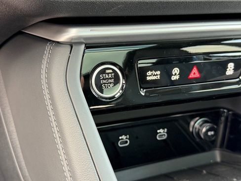 New 2025 Audi Q5 Premium Plus image 25