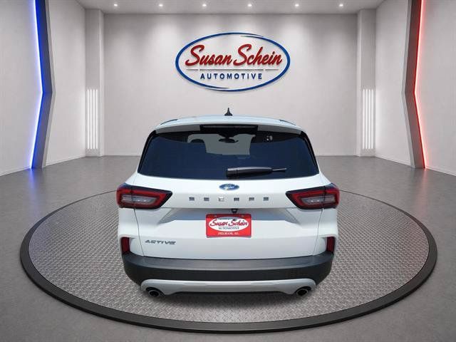 Used 2026 Ford Escape Active FWD image 6