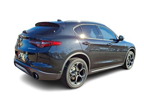 Used 2022 Alfa Romeo Stelvio Ti image 6