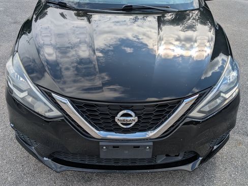 Used 2018 Nissan Sentra S w/ S Midnight Style Package FWD image 12