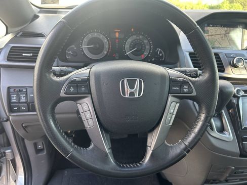 Used 2015 Honda Odyssey Touring Elite image 27