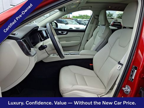Certified 2024 Volvo XC60 B5 Plus w/ Climate Package AWD/4WD image 15