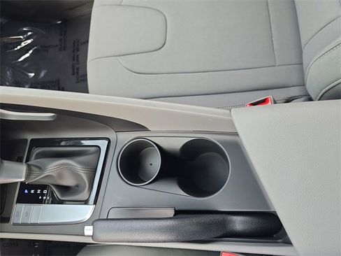 New 2025 Hyundai Elantra Sport image 20