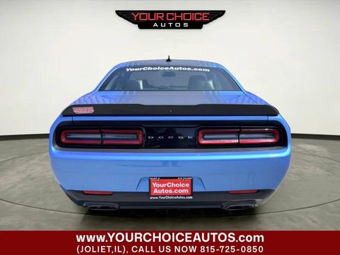 Used 2019 Dodge Challenger R/T Scat Pack w/ Shaker Package RWD image 4
