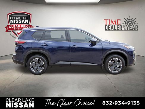 Used 2024 Nissan Rogue SV FWD image 8