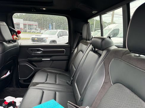 Used 2023 RAM 1500 Laramie AWD/4WD image 7