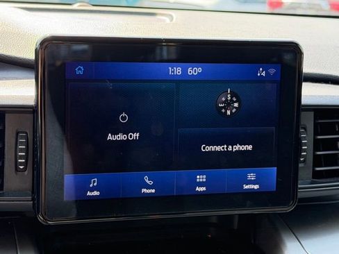 Used 2021 Ford Explorer XLT image 22