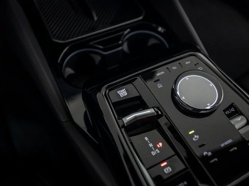 Used 2026 BMW 530i image 34