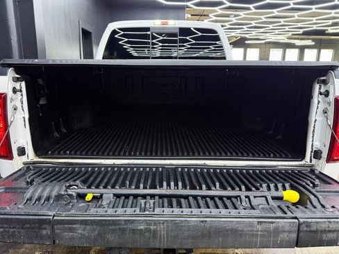 Used 2015 Ford F350 Platinum w/ Platinum Package image 26