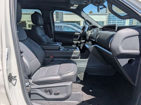New 2026 Ford Expedition Platinum w/ Stealth Performance Package AWD/4WD image 23