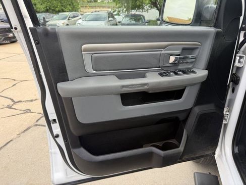 Used 2017 RAM 1500 Big Horn AWD/4WD image 9