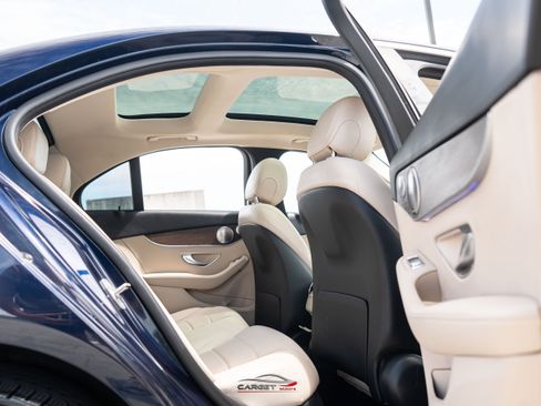 Used 2020 Mercedes-Benz C 300 4MATIC Sedan w/ Premium Package image 19