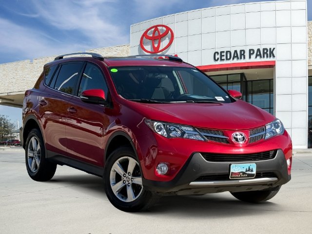 Used 2015 Toyota RAV4 XLE AWD/4WD image 1