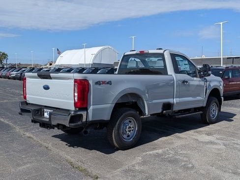 New 2026 Ford F250 XL w/ XL Chrome Package AWD/4WD image 7