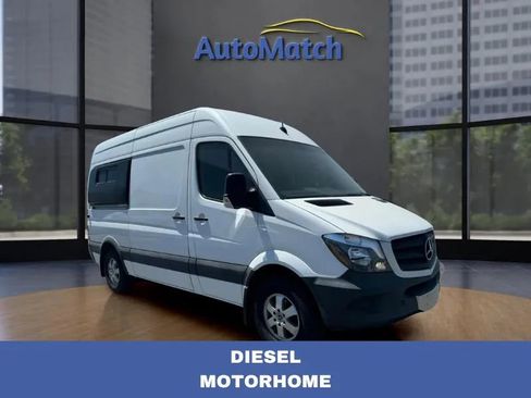 Used 2014 Mercedes-Benz Sprinter 2500 image 1