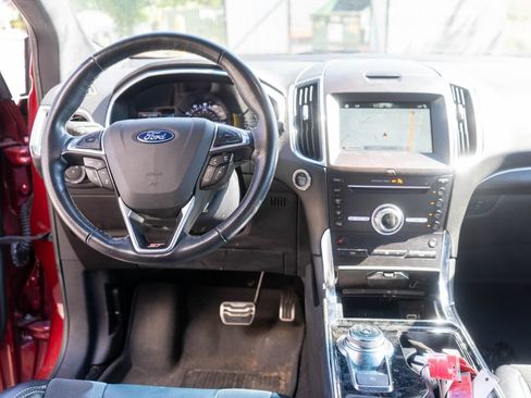 Used 2019 Ford Edge ST w/ Convenience Package AWD/4WD image 14