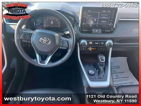 Used 2021 Toyota RAV4 Limited w/ Limited Grade Weather Package AWD/4WD image 16