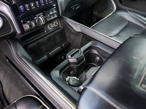 Used 2021 RAM 1500 Limited w/ Night Edition RWD image 26