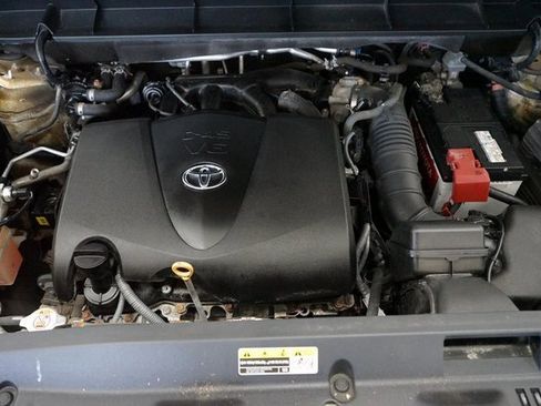 Used 2021 Toyota Highlander Platinum image 53