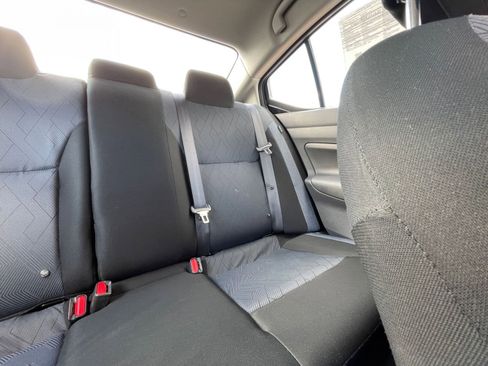 Used 2025 Nissan Versa SV image 36