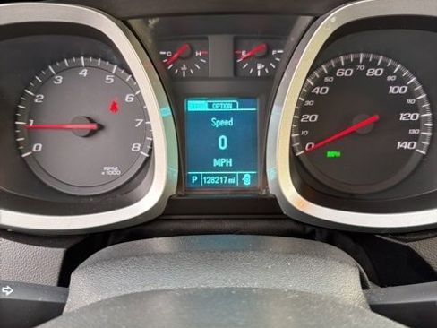 Used 2014 Chevrolet Equinox LT image 12